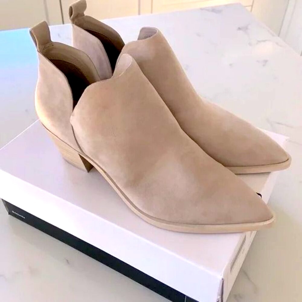 Dolce Vita Shoes Sonni Boots Suede Pointy Toe Ankel Boots Size 9.5 New with Tags